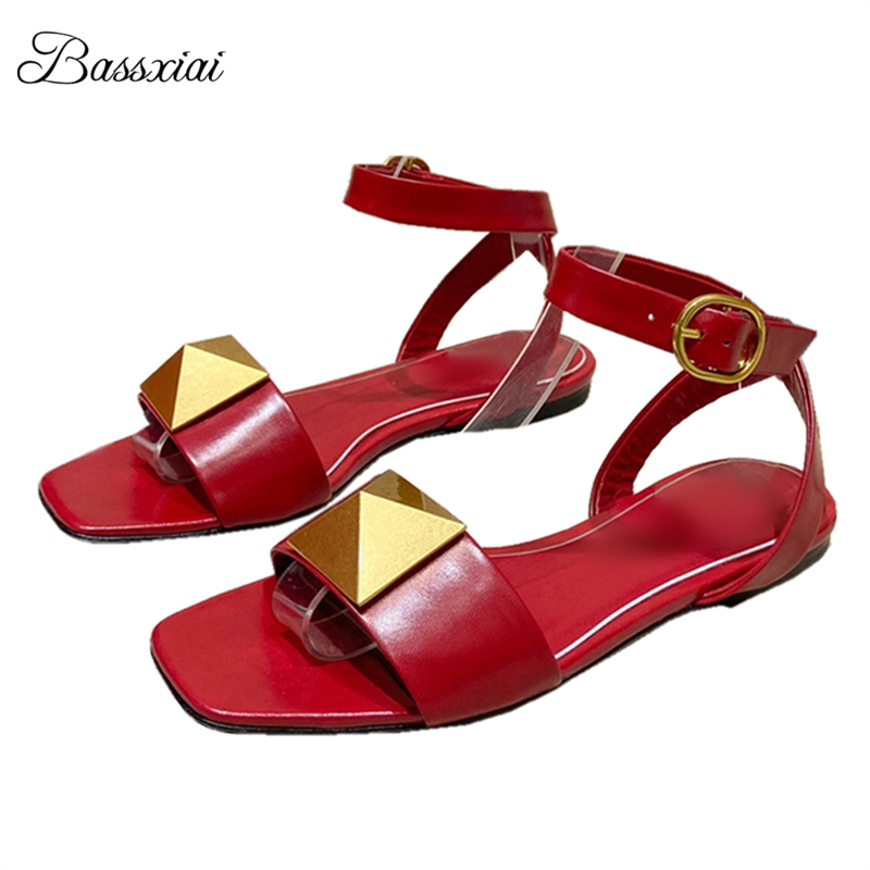 Duża nitowana klamra ozdobna s – Women'S Shoes Big Feet recenzja i cena