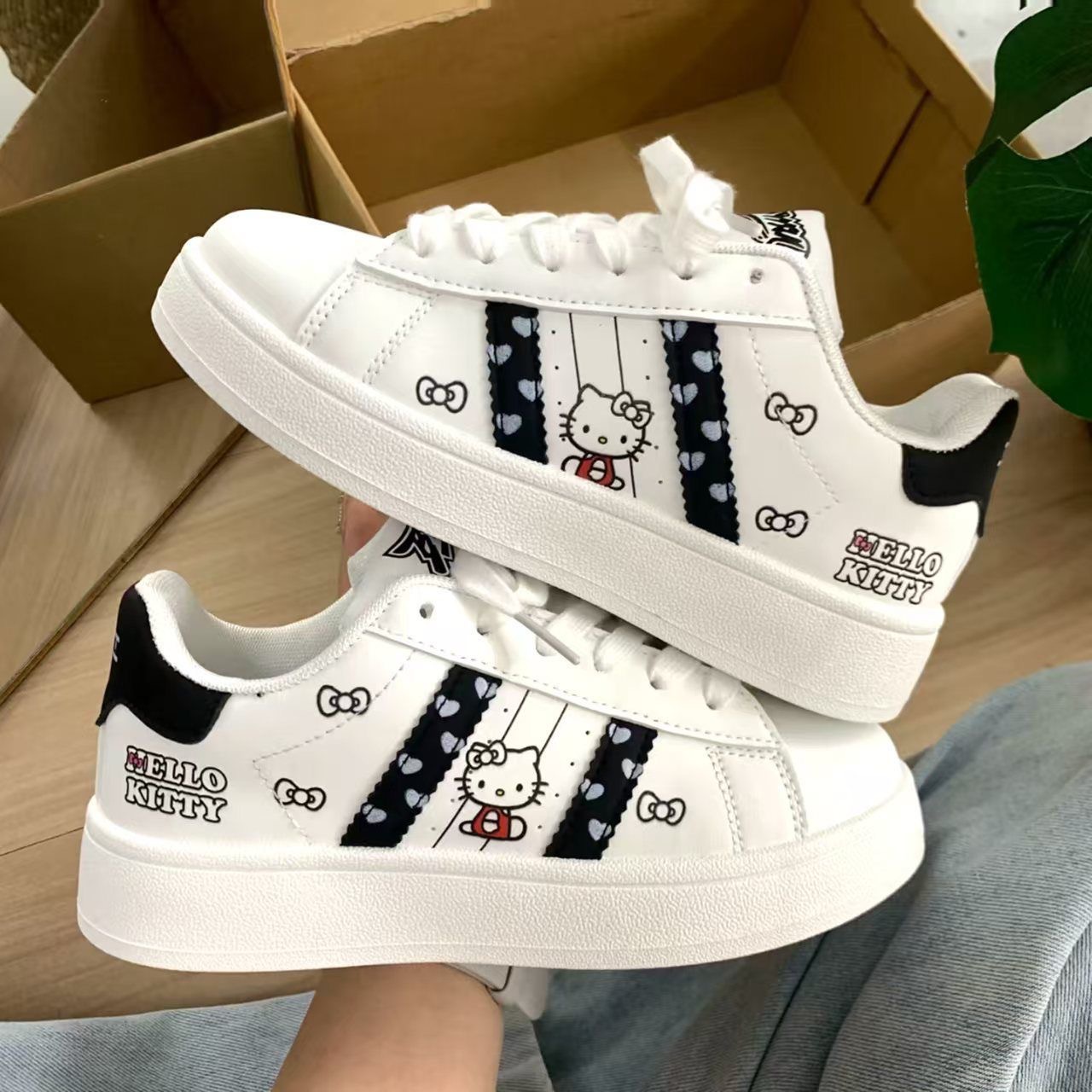 Modne buty Hello Kitty, codzie – Women Shoes Sneakers recenzja i cena